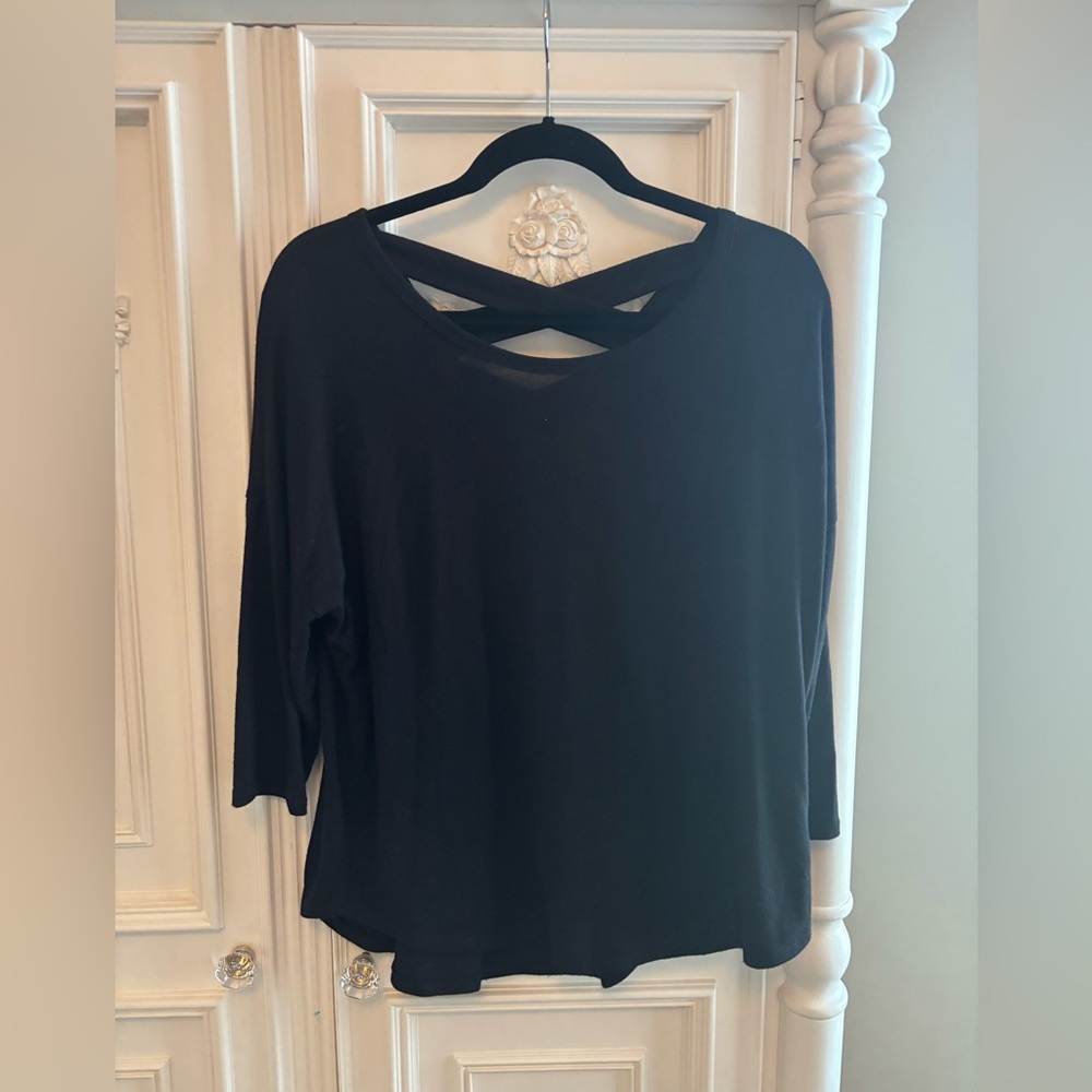 Moa Moa Black Crisscross Back long sleeve